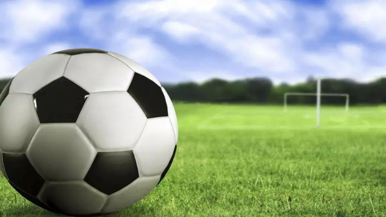 雷速体育篮球比分多设备展示